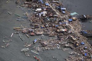 Supporting image for story: Praise for the kind-hearted who help those in need