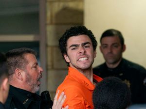 Supporting image for story: Suspect in health insurance boss killing charged with murder as act of terrorism