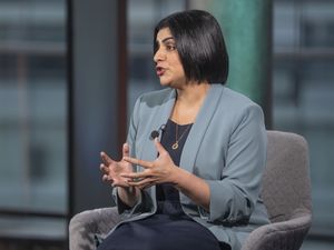 Supporting image for story: Mahmood battles backlash from Labour MPs over asylum reforms