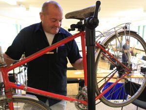 Supporting image for story: Repair cafe welcoming bike expert for first event of the year