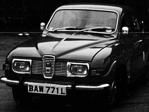 Supporting image for story: Shropshire garage owner's favourite car turns up – after 43 years after being sold