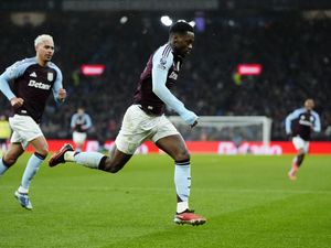 Supporting image for story: Jhon Duran earns Aston Villa victory over struggling Southampton