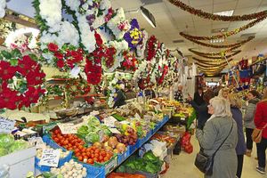 Supporting image for story: Wolverhampton markets gear up for Christmas