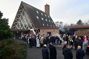 The Divine Miss M (Matt Hawkins) made his final journey to Gornal Crematorium and was joined by hundreds of friends and family. 