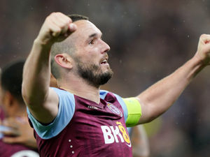 Supporting image for story: John McGinn outlines Aston Villa's Champions League determination after European heartbreak