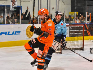 Supporting image for story: Telford Tigers’ draw not enough for roaring victory