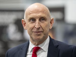 Supporting image for story: British troops sent to Israel to help monitor Gaza ceasefire