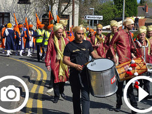 Supporting image for story: Telford Sikhs celebrate harvest festival holy day