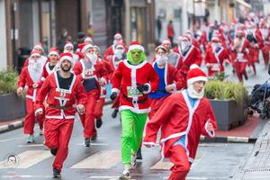 Santa run on Sunday - Simon Lewis