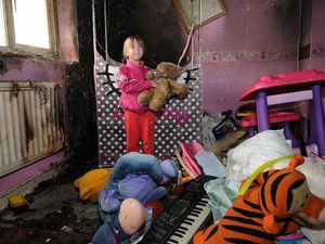 Supporting image for story: Mother and children flee Telford bedroom blaze