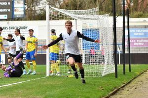 Harry Hawkins scores for the Bucks (Kieran Griffin)