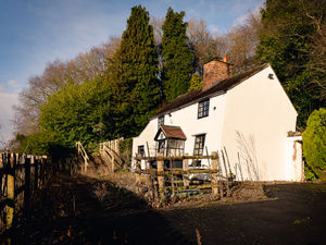 Supporting image for story: 'Office space or holiday let': Ironbridge councillor hopes for positive use for 'Britain's wonkiest cottage'