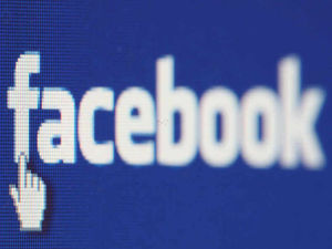 Supporting image for story: Poll: Should there be tougher sentences for online offences?