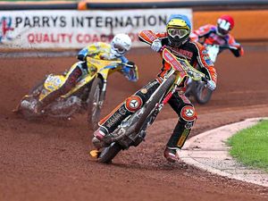Supporting image for story: Wolverhampton speedway serves up a holiday feast