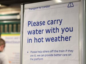 Supporting image for story: How to manage with extreme temperatures during the heatwave