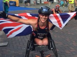 Supporting image for story: Lizzie in the fast lane for Commonwealth Games medal