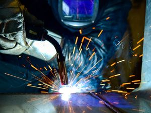 Supporting image for story: Big rise in number of firms in 'significant financial distress' says Red Flag report