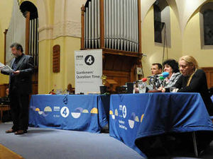 Supporting image for story: Fruitful night of advice as Gardeners' Question Time drops by