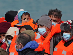 Supporting image for story: Black Country MP accuses Prime Minister of 'ignoring advice' over Rwanda asylum seeker plan