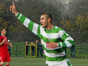 Supporting image for story: Greg Draper is at the double for TNS