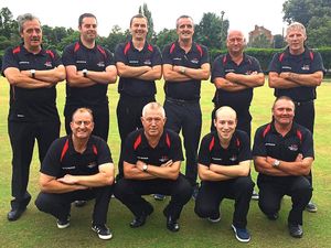 Supporting image for story: Peach wary as Fields close in