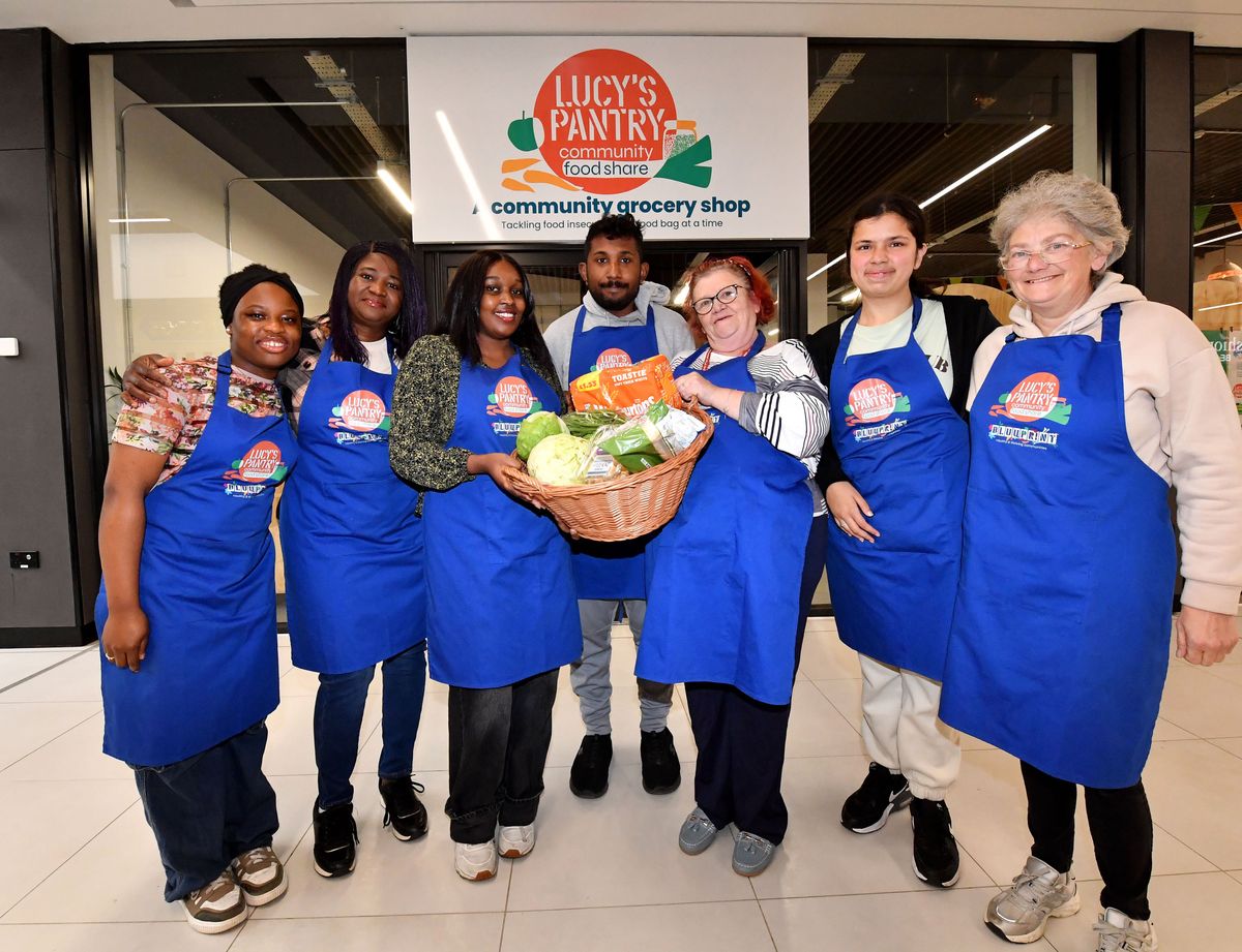 Innovative Walsall discount store that prices items by points instead of pounds opens in Saddlers Shopping Centre Innovative Walsall discount store that prices items by points instead of pounds opens in Saddlers Shopping Centre
