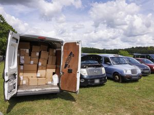 Supporting image for story: Convoy of scrapped Ulez vehicles arrives in Ukraine