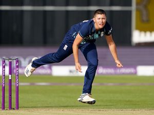 Supporting image for story: Incredible Issy Wong seals place in IPL final with a hat-trick