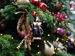 Supporting image for story: Christmas Day set to be ‘warmest in years’ with temperatures hitting 14C