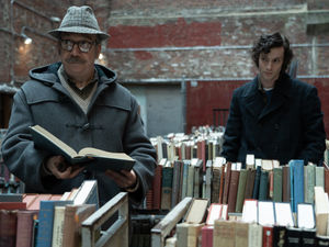 Supporting image for story: Film Talk: Paul Giamatti leads the class in The Holdovers
