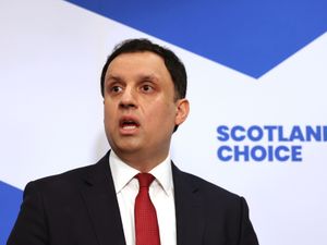 Supporting image for story: Sarwar says ‘things have to change’ as he stands by call for Starmer to resign