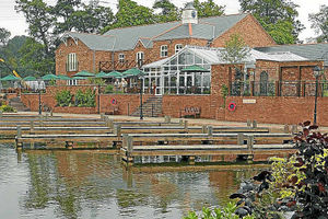 The Lion Quays Hotel