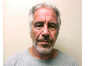 Supporting image for story: Grand jury transcripts from abandoned Epstein case in Florida can be released