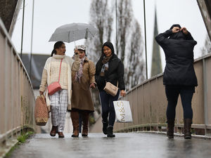 Supporting image for story: MP gets Commons debate on Severn flooding in push to secure £500m package as rain batters Shrewsbury