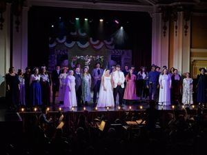 Supporting image for story: A rootin' tootin' triumph at town hall!