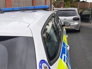 Supporting image for story: 'Wanted' man arrested and car seized after officers find knife