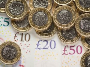 Supporting image for story: 'Don't turn to loan sharks to cover cost of Christmas'