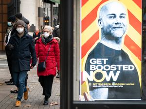 Supporting image for story: 81% reduction in risk of hospital admission with Omicron after booster jab