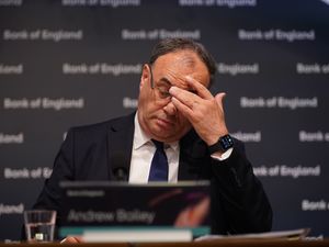 Supporting image for story: UK to be hit by drawn-out recession and 13% inflation, Bank warns