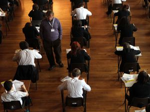 Supporting image for story: Phillipson: GCSE pupils should have post-Covid support in exams for three years