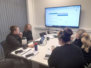 Start Software delivering a training session at Acorn Analytical Services.
