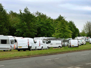 Supporting image for story: Travellers set up camp on side of road in West Bromwich