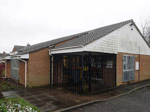 Supporting image for story: Pharmacist makes offer on surgery