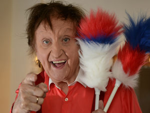 Supporting image for story: Sir Ken Dodd, Wulfrun Hall, Wolverhampton - review