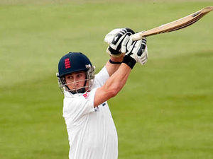 Supporting image for story: James Taylor targets England cricket place