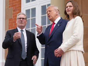 Supporting image for story: Trump praises UK on trying to reduce small boat crossings