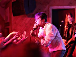 Supporting image for story: Suede perform secret gig at east London venue as Crushed Kid