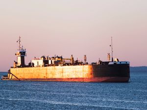 Supporting image for story: Oil prices retreat and markets pull out of nosedive on US-Iran talk hopes