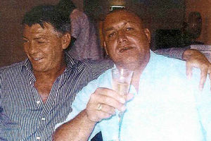 Thomas Scragg with Carl Johnson, right
