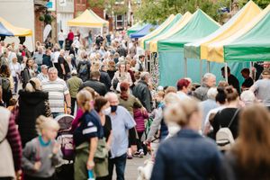 NORTH COPYRIGHT SHROPSHIRE STAR JAMIE RICKETTS 25/09/2021 - Ginger and Spice Festival 2021 in Cheshire Street, Market Drayton..